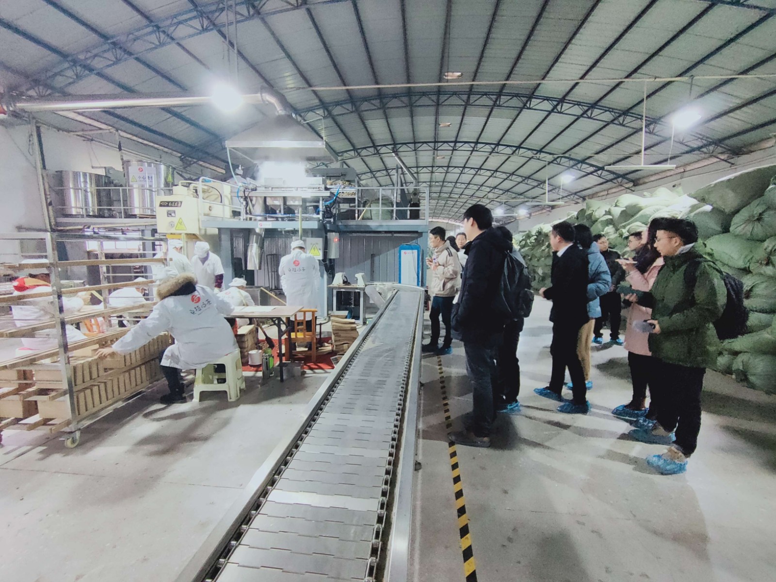 011209245426_0外媒記者 (7).jpg